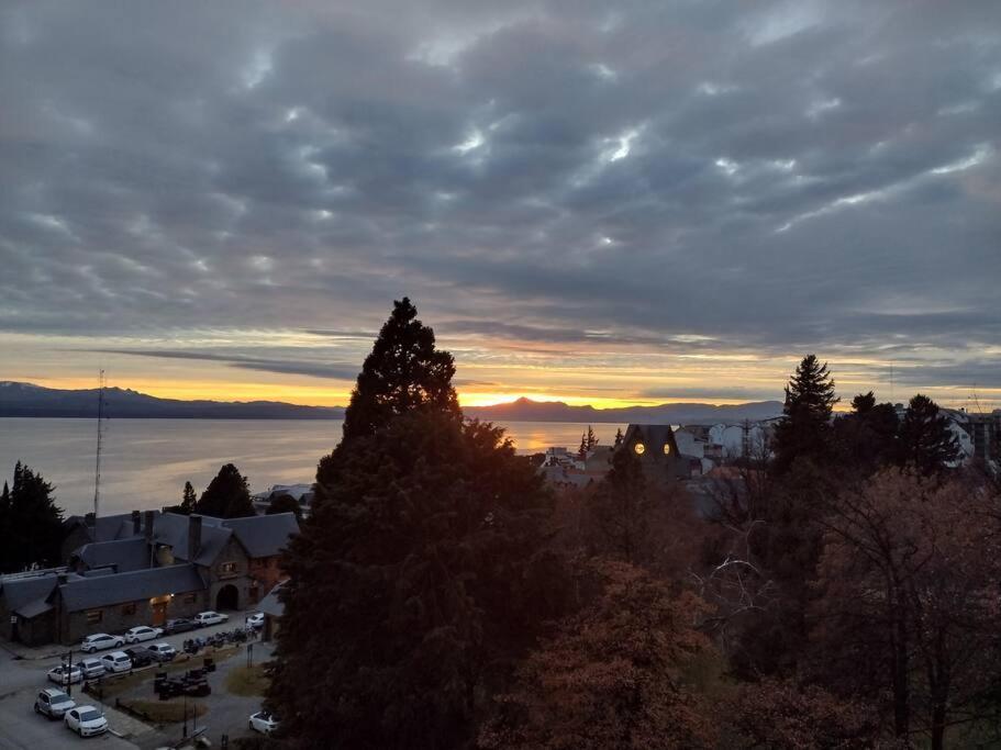 Hermoso Departamento Con Vista Al Lago San Carlos de Bariloche Extérieur photo